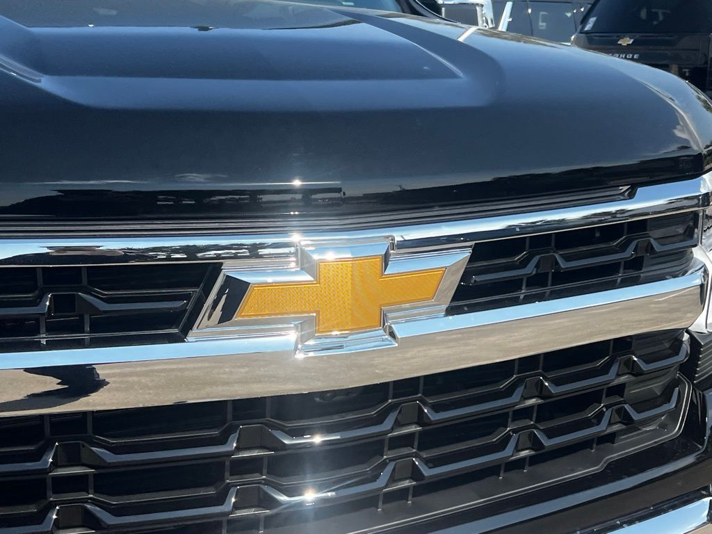 2026 Chevrolet Silverado 1500 LT - 3