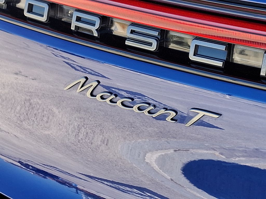 2024 Porsche Macan T 29