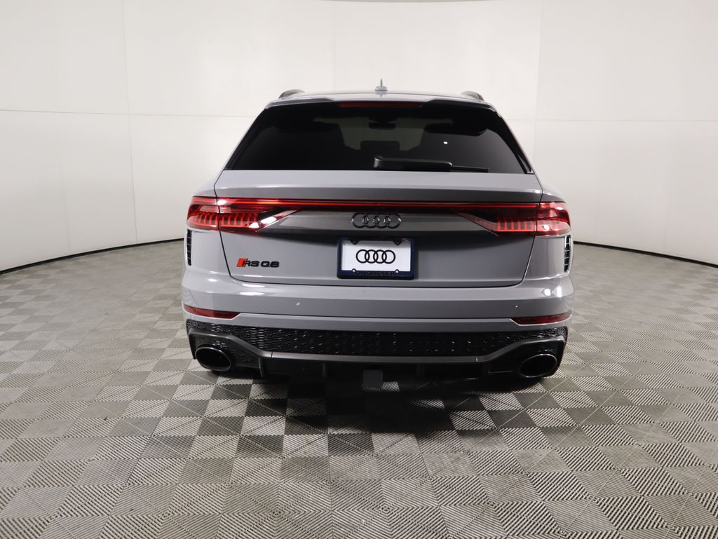 Thumbnail: 2024 Audi RS Q8 - 6