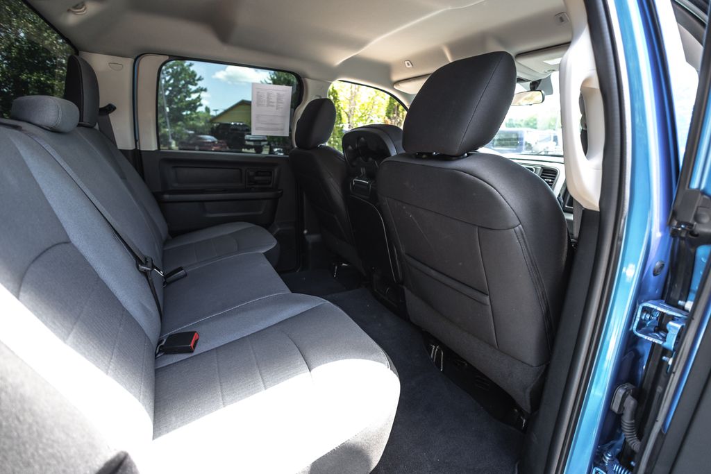 2023 Ram 1500 Classic Tradesman thumbnail 33