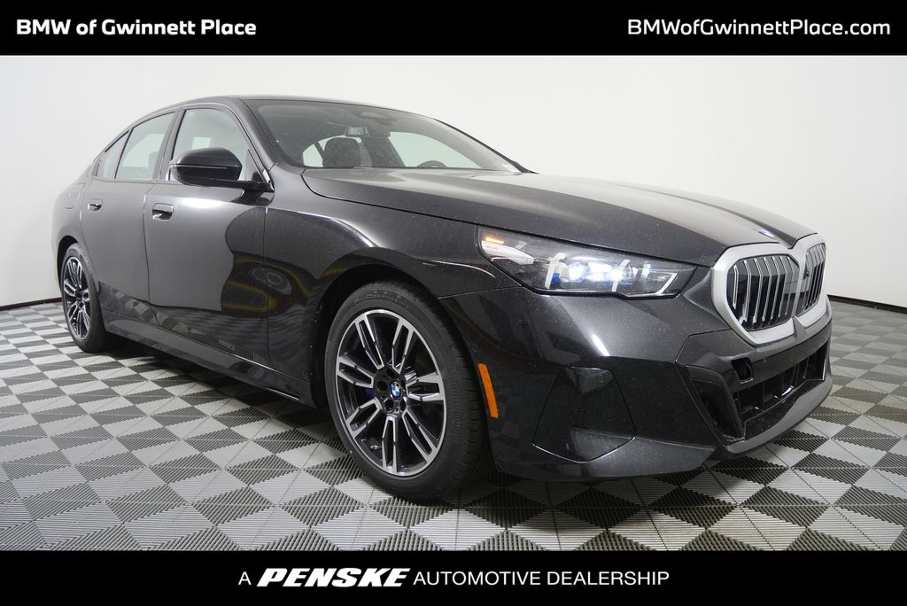 Thumbnail: 2026 BMW 5 Series - 1