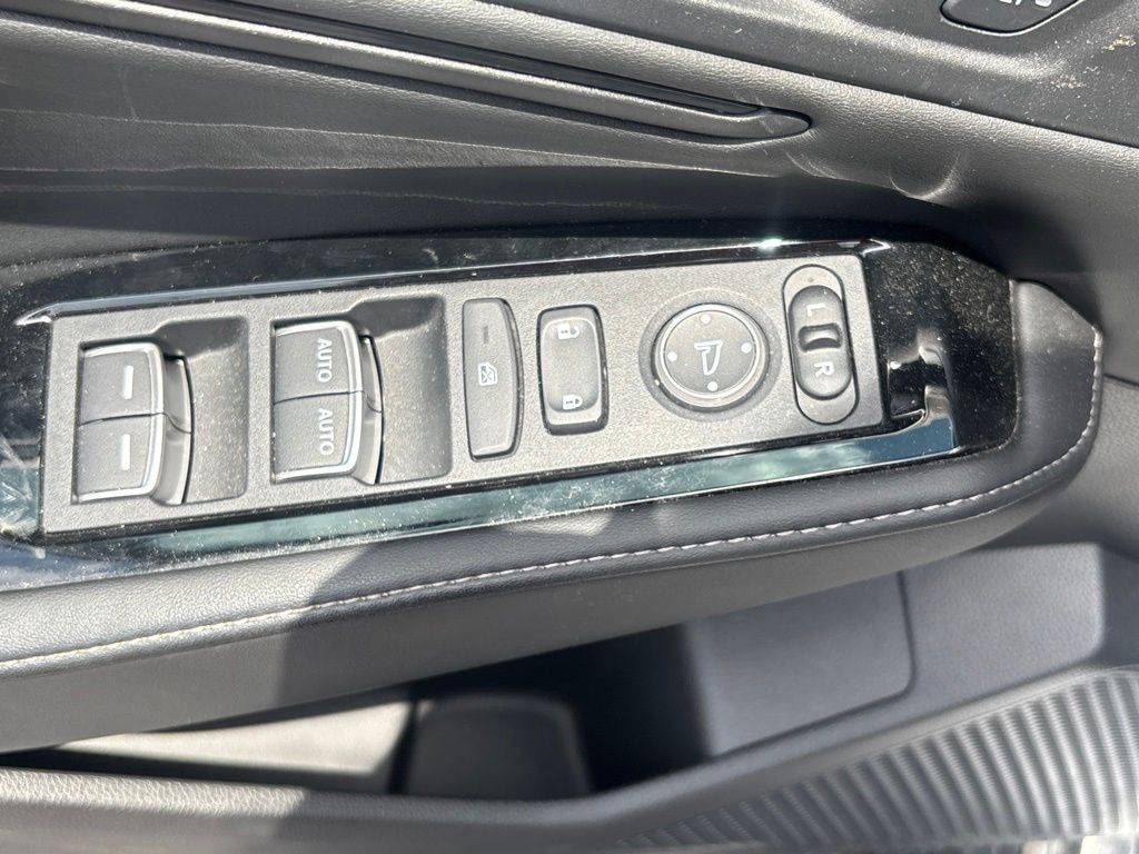 Used 2023 Honda Accord Hybrid Sedan