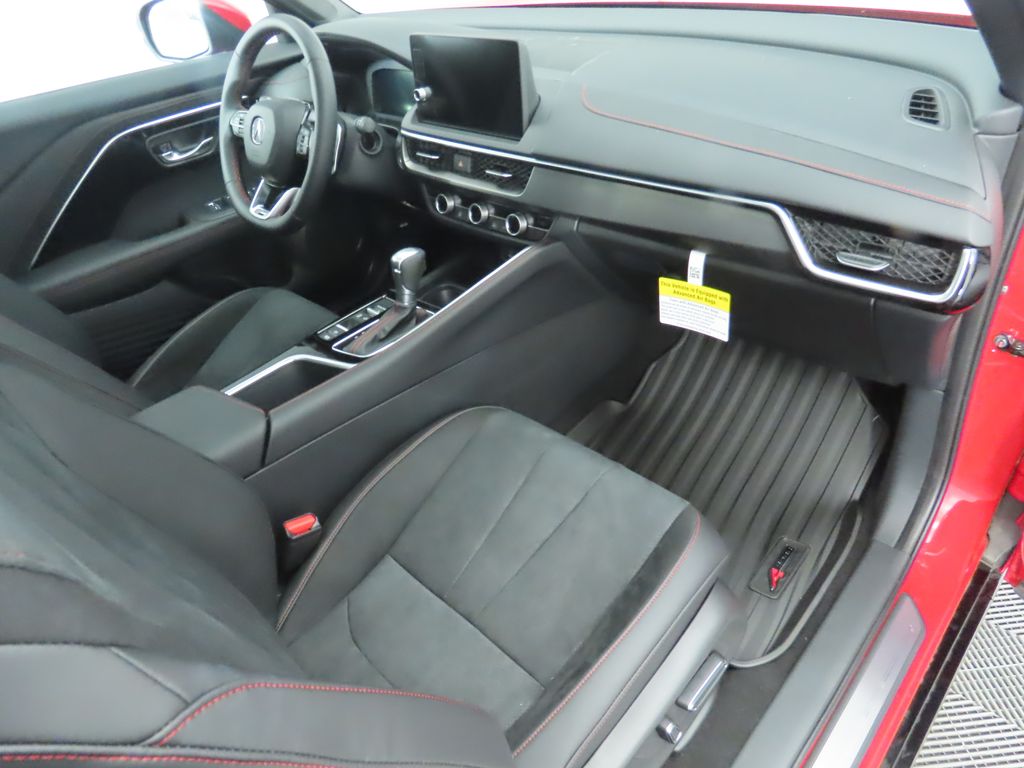 Thumbnail: 2025 Acura ADX - 19