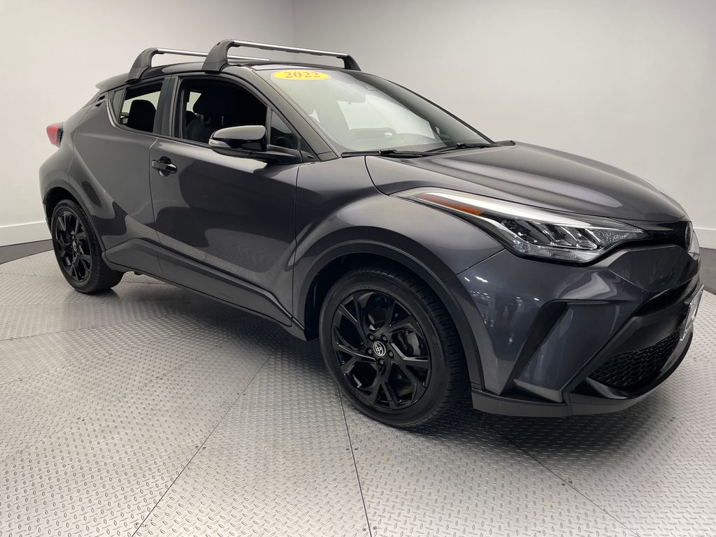 Thumbnail: 2022 Toyota C-HR - 3