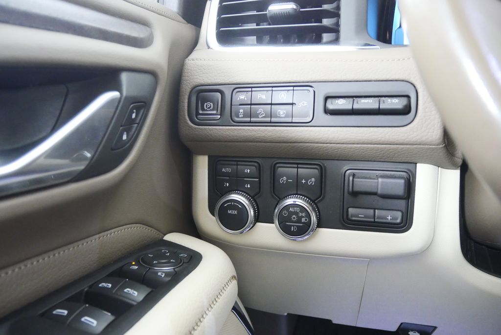 Thumbnail: 2022 GMC Yukon - 23