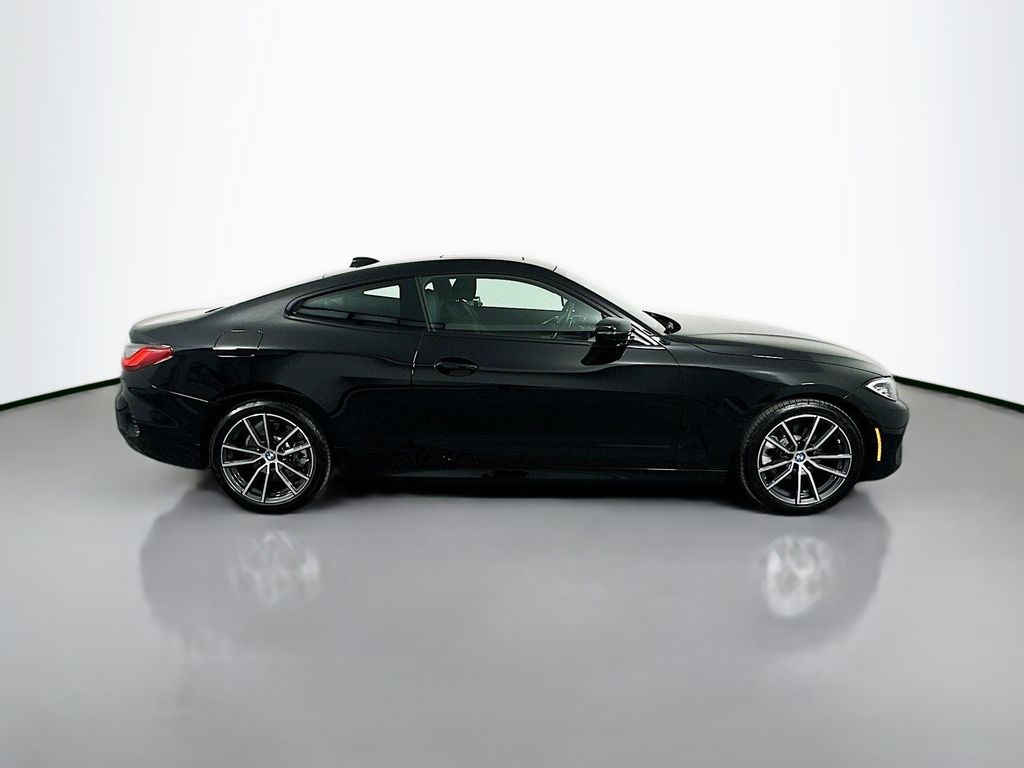 Thumbnail: 2022 BMW 4 Series - 4