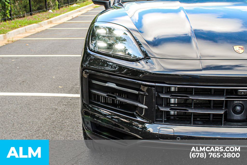 Used 2024 Black Porsche Base image 11
