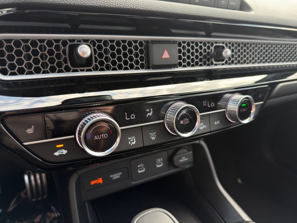 Thumbnail: 2026 Honda Civic - 30