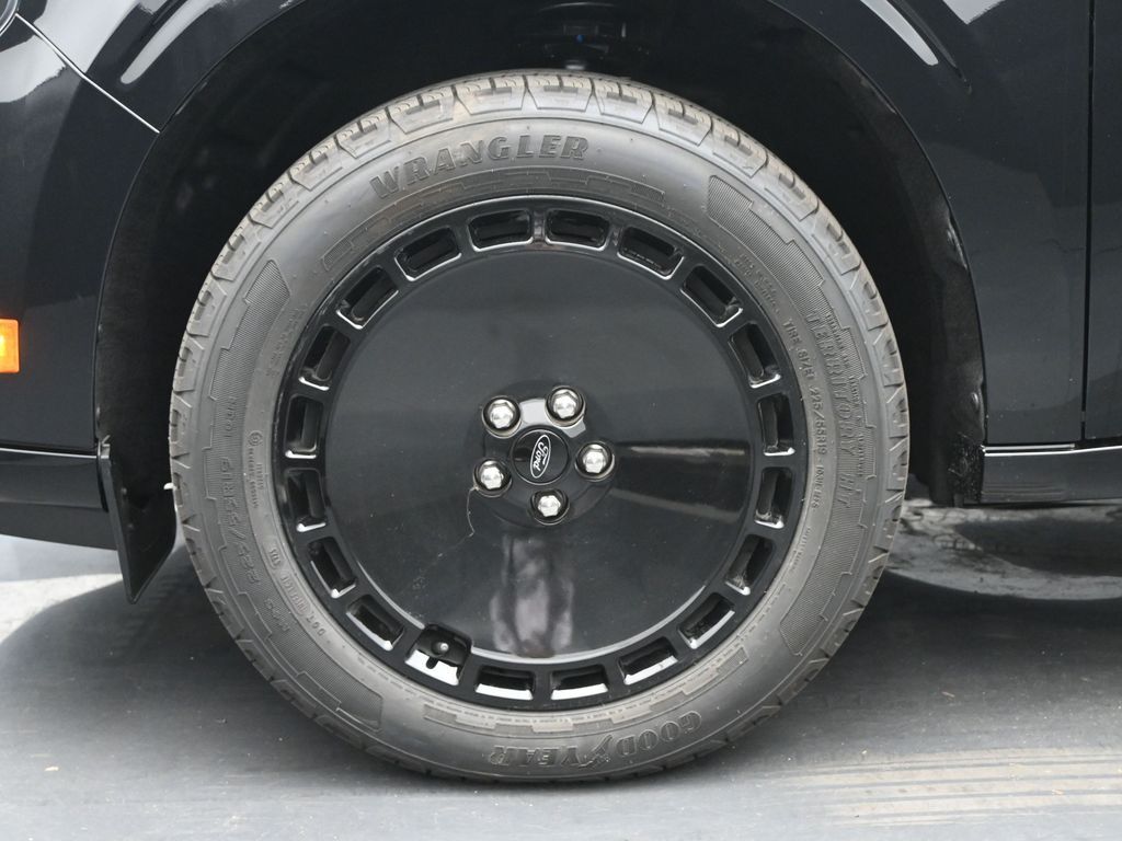 2025 Ford Maverick Lobo