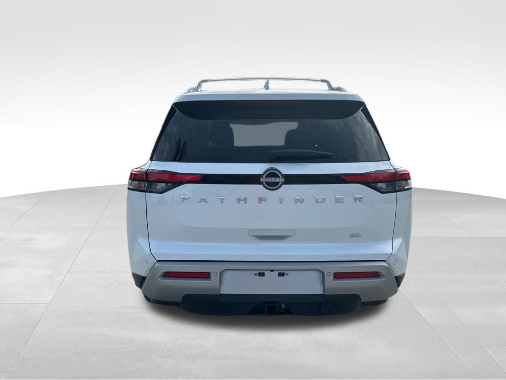 2025 Everest White Pearl Tricoat Nissan Pathfinder SL FWD SUV