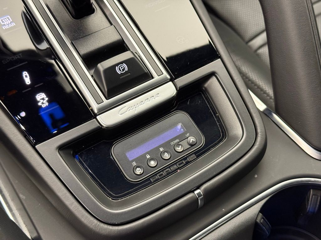 2021 Porsche Cayenne Turbo 16