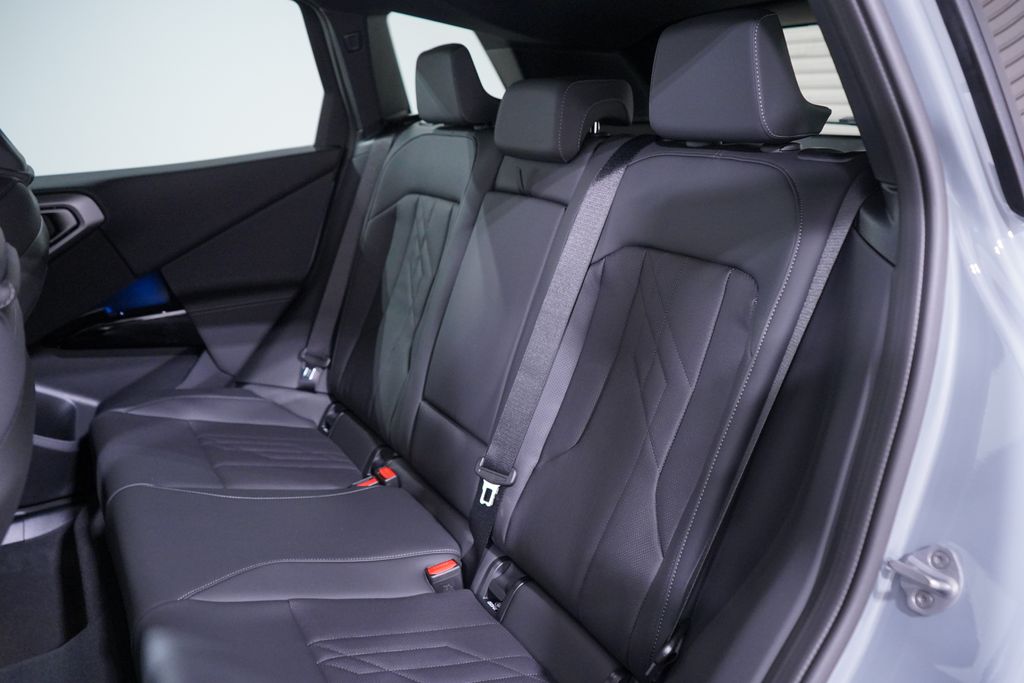 Thumbnail: 2026 BMW X3 - 8