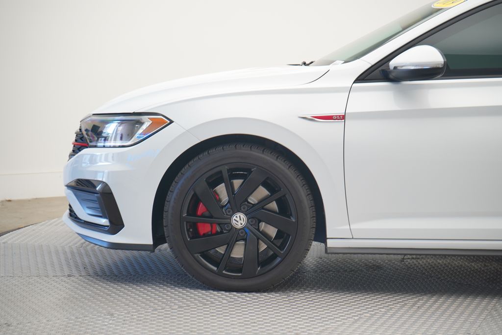 Thumbnail: 2019 Volkswagen Jetta - 2