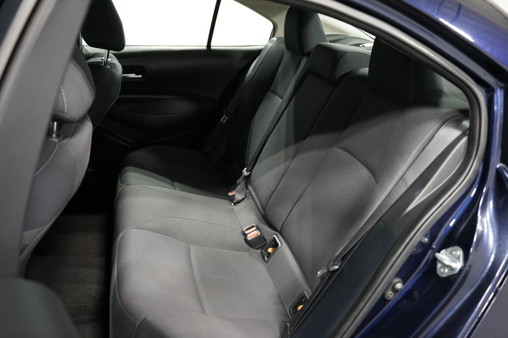 2021 Toyota Corolla LE 25