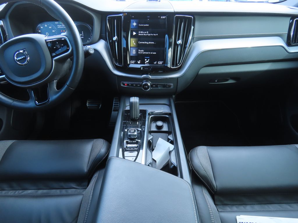 Thumbnail: 2020 Volvo XC60 - 6