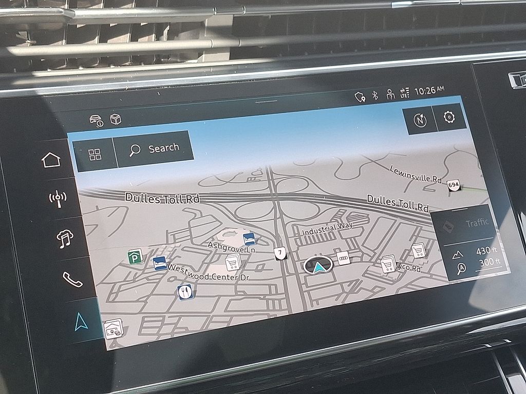 Thumbnail: 2024 Audi Q8 - 17