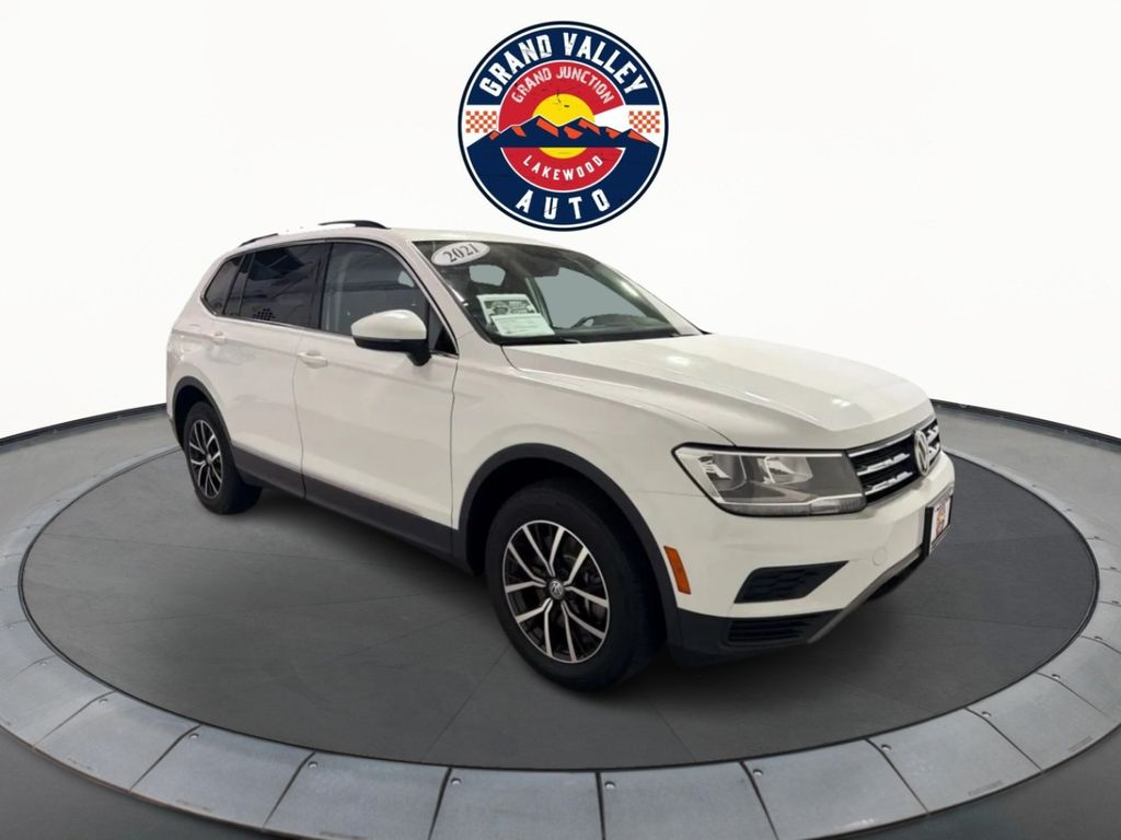 Pure White 2021 Volkswagen Tiguan SUV / Crossover Front-Wheel Drive Automatic
