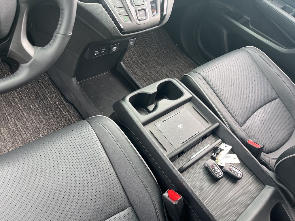 Thumbnail: 2025 Honda Odyssey - 21