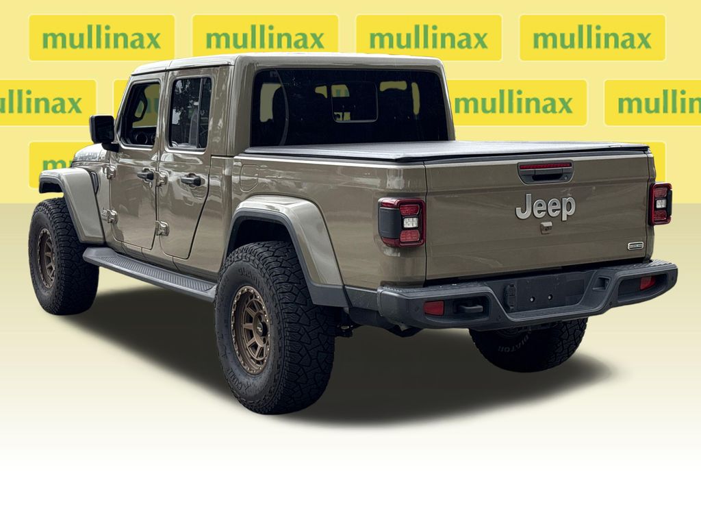 Used 2020 Green Jeep Overland image 9