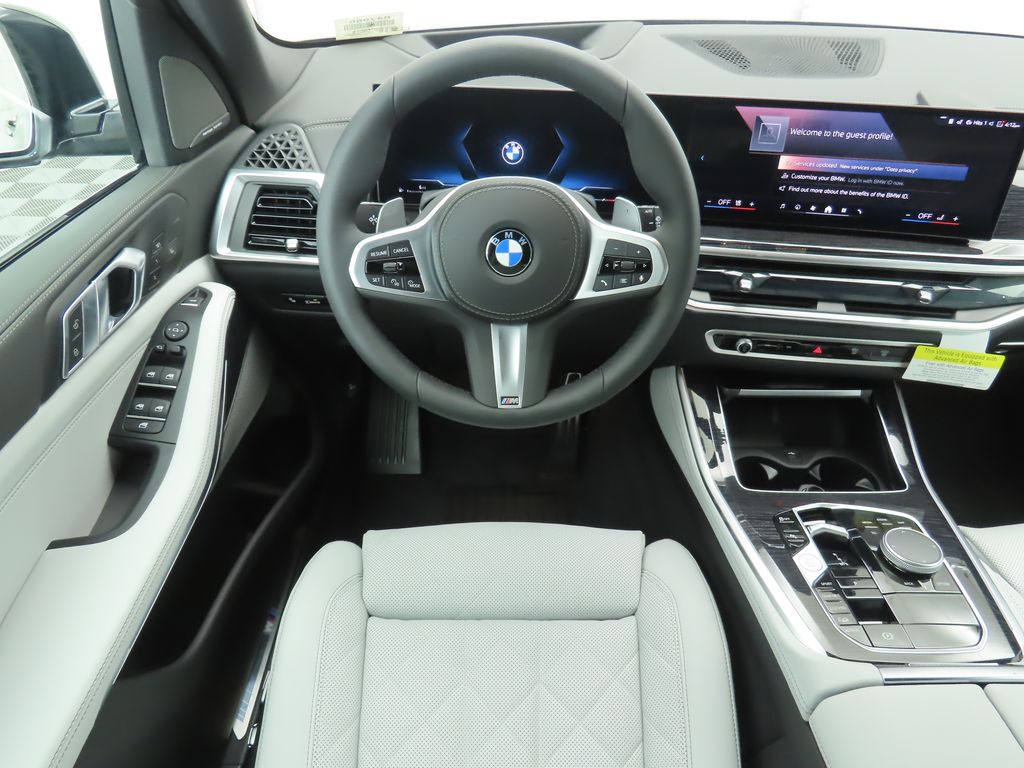Thumbnail: 2026 BMW X5 - 11
