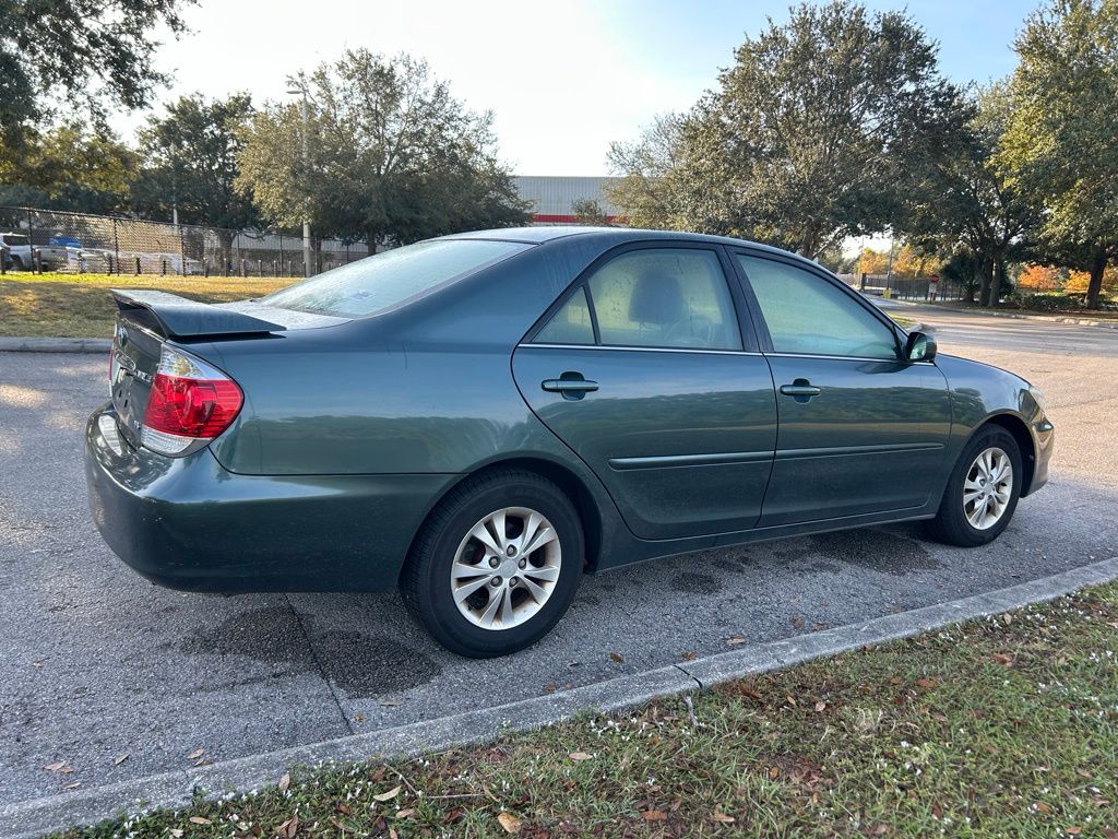 Thumbnail: 2005 Toyota Camry - 5