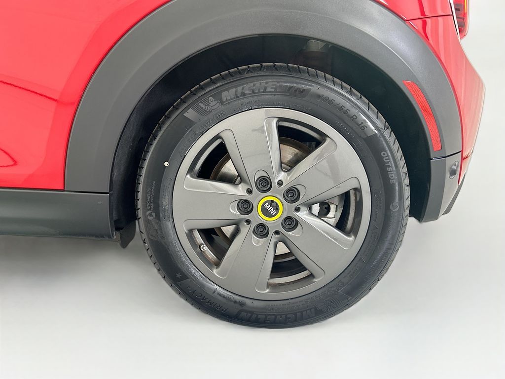 Thumbnail: 2024 MINI Cooper - 32