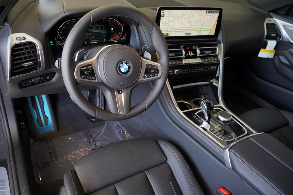 Thumbnail: 2026 BMW 8 Series - 13