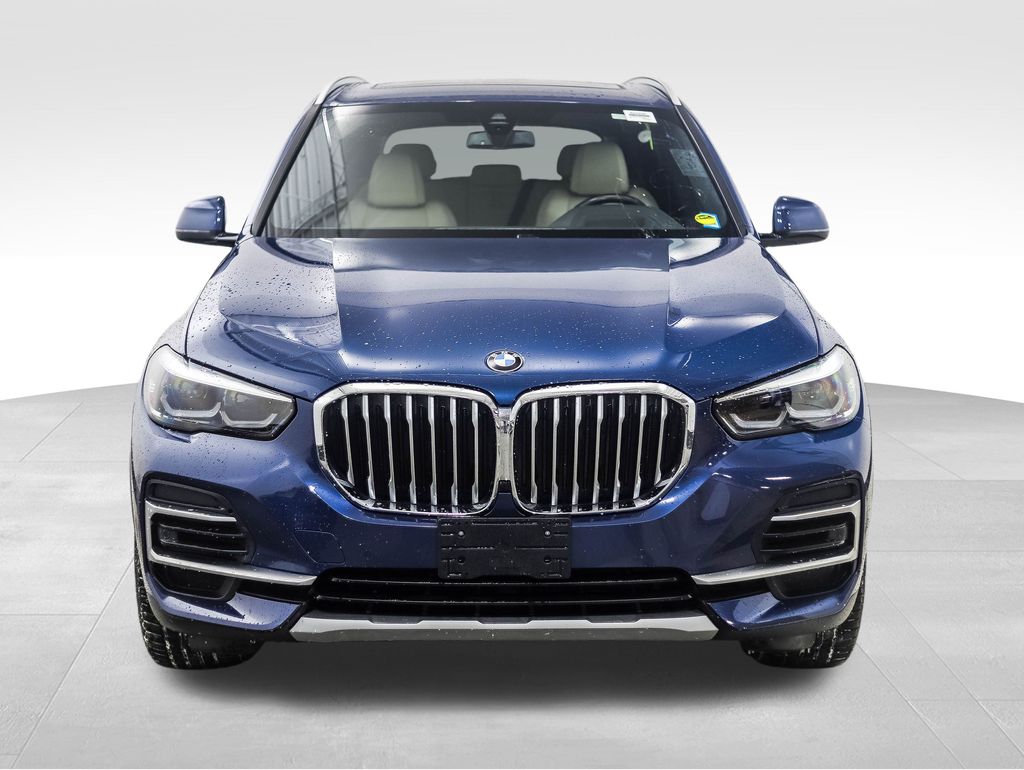 Thumbnail: 2022 BMW X5 - 8
