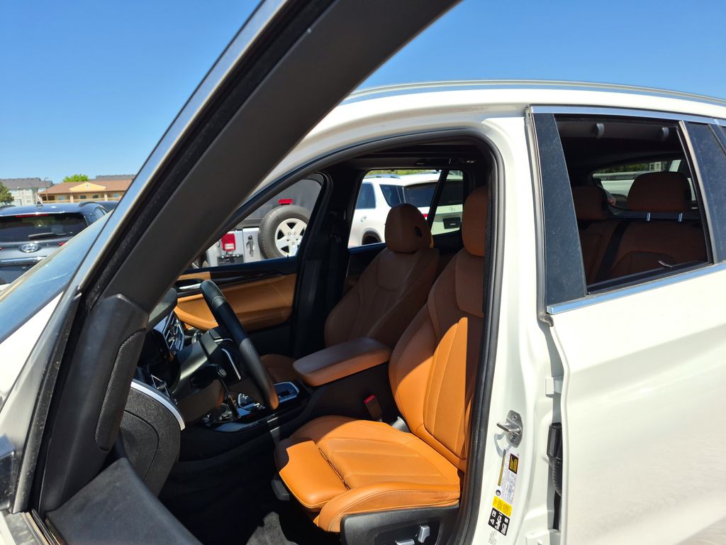 2022 BMW X3 xDrive30i White at Autostrade