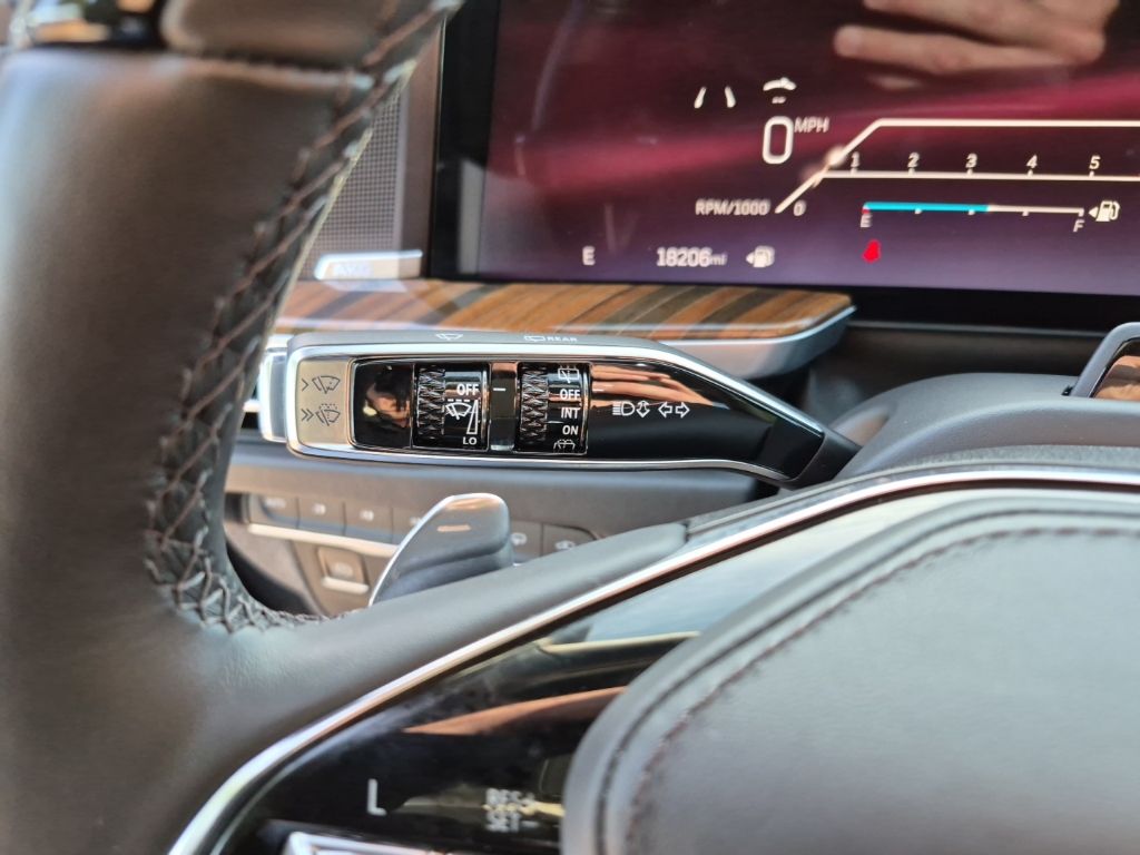 Used Car 2025 Cadillac Escalade Esv  Sport Platinum For Sale Under $120,000 In Austin, Texas