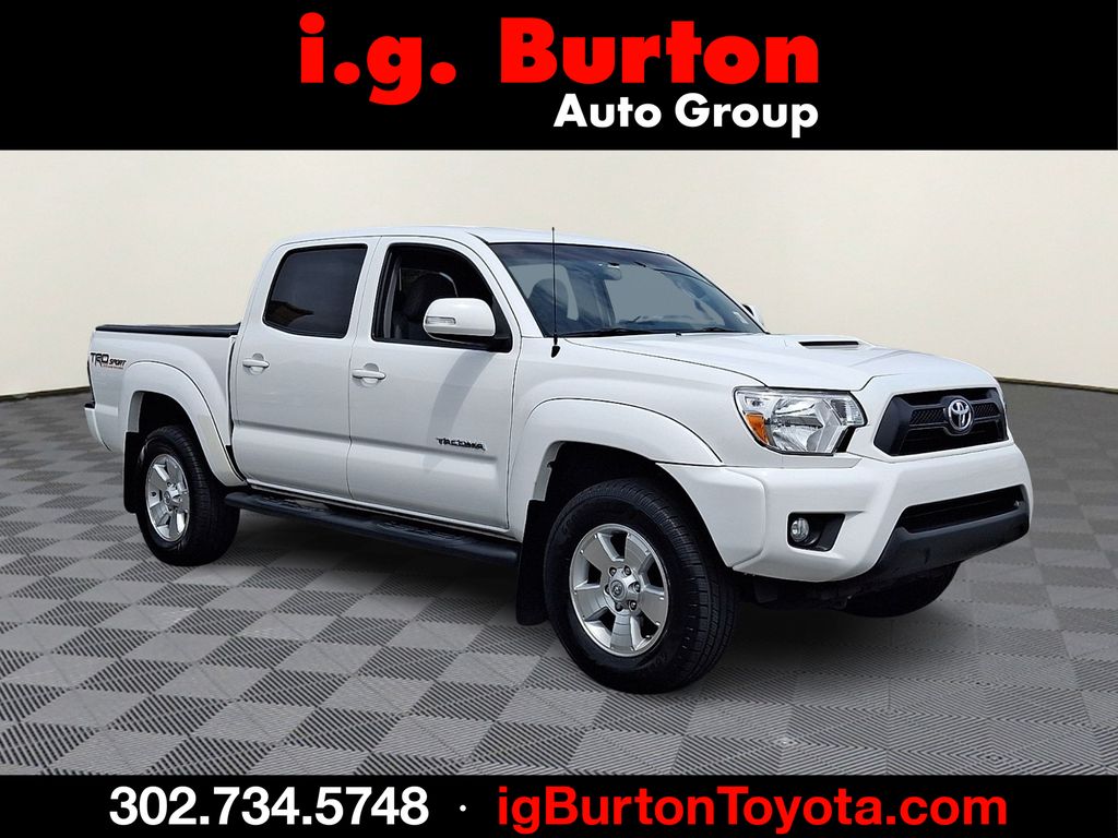 Super White 2014 Toyota Tacoma Pickup Truck Four-Wheel Drive 5-Speed Automatic