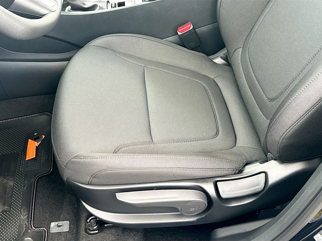 2025 Hyundai Tucson SE 19