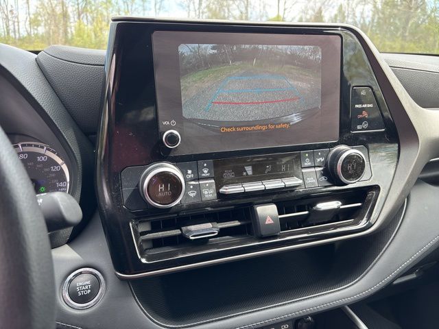 Used 2023 Toyota Highlander SUV