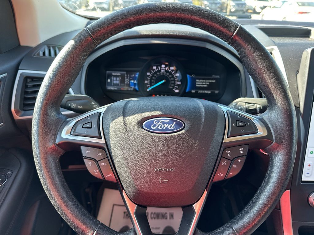 2023 Ford Edge SEL 38