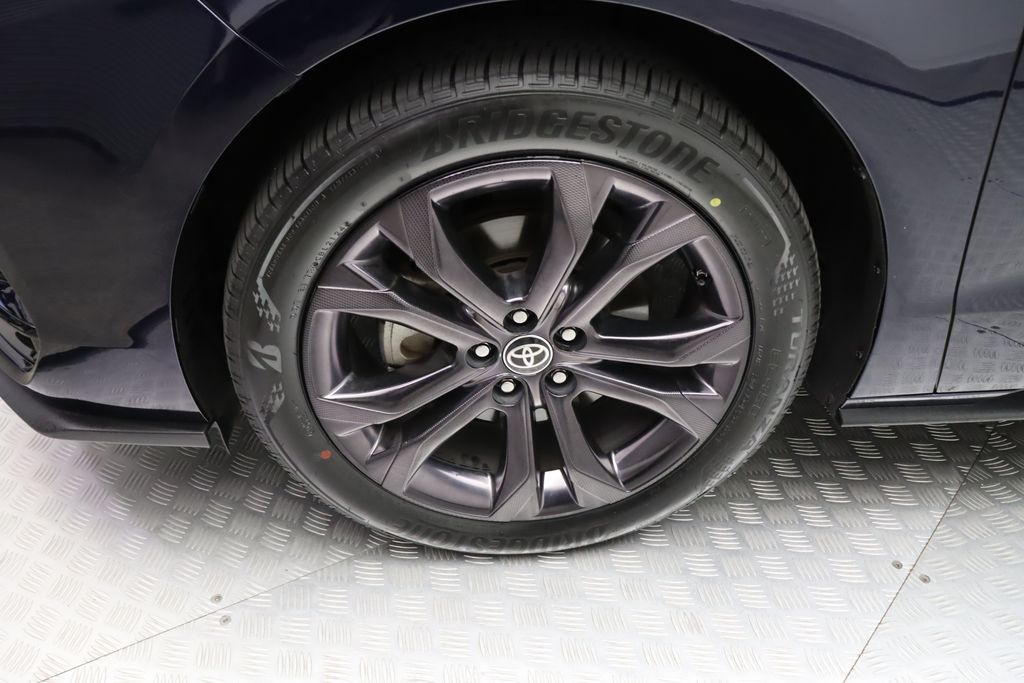 2022 Toyota Sienna XSE 4