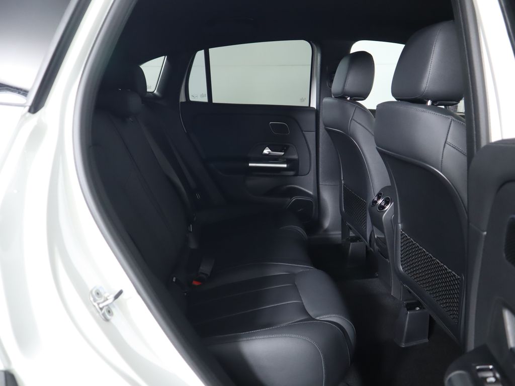 Thumbnail: 2025 Mercedes-Benz GLA - 22