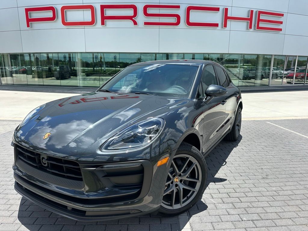 Thumbnail: 2026 Porsche Macan - 1