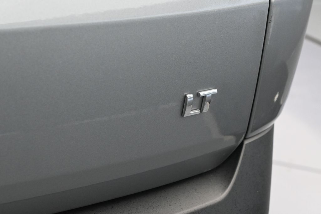 Used 2023 Sterling Gray Metallic Chevrolet LT image 34