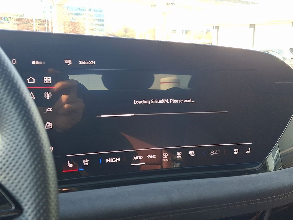 Thumbnail: 2025 Audi e-tron S - 18