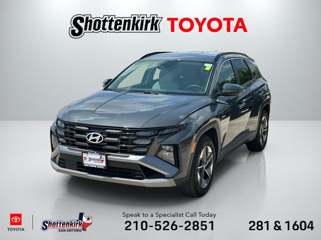 Gray 2026 Hyundai Tucson SUV / Crossover Front-Wheel Drive 8-Speed Automatic