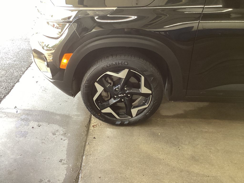 Used 2025 Kia Seltos SUV