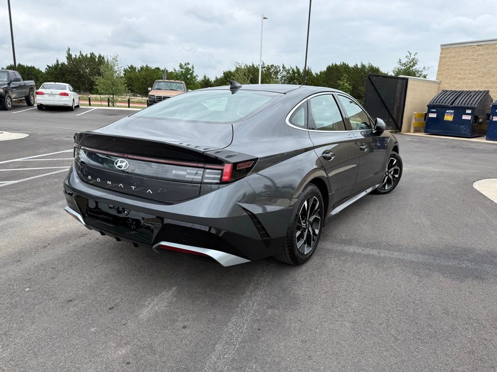 Thumbnail: 2024 Hyundai Sonata - 4