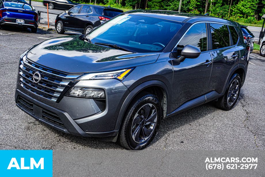 Used 2025 Gray Nissan SV image 15