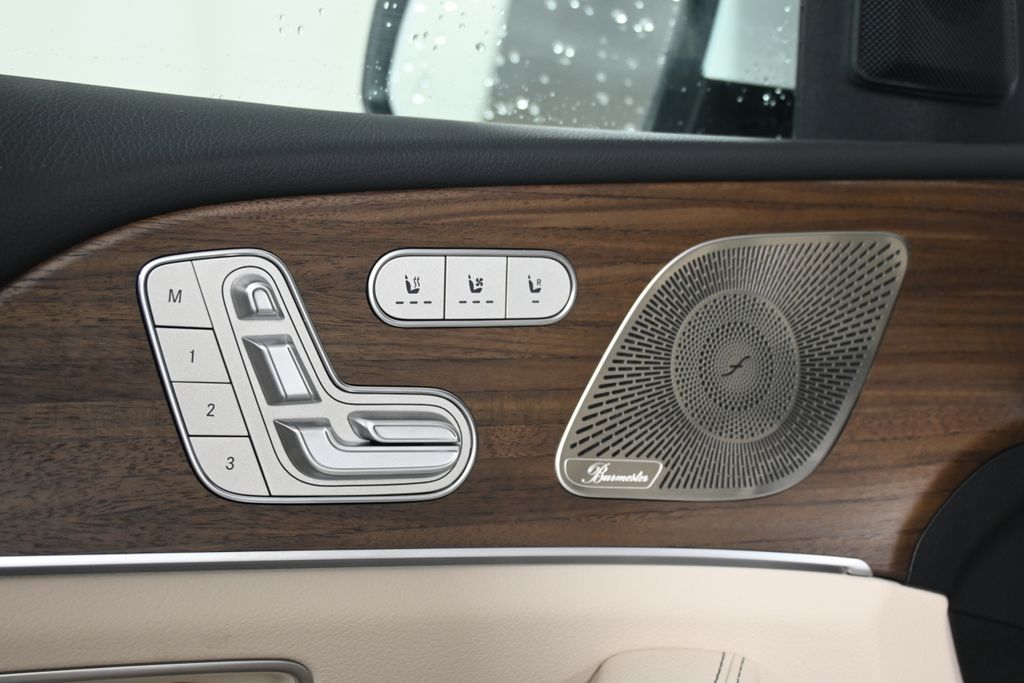 Thumbnail: 2026 Mercedes-Benz GLE - 25