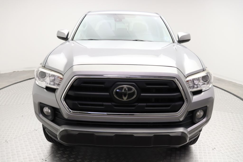 Thumbnail: 2019 Toyota Tacoma - 5