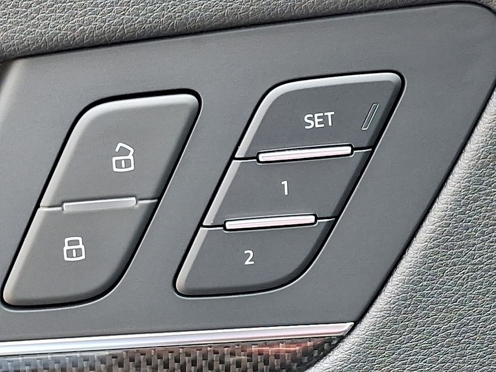 2022 Audi SQ5 Prestige 26