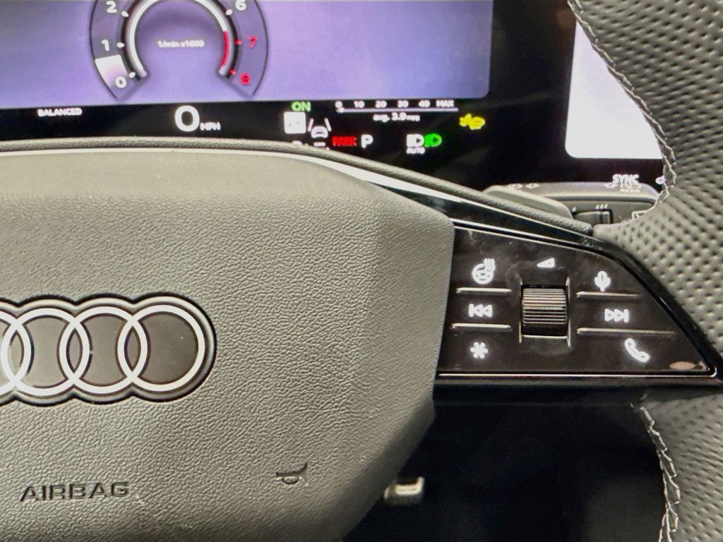 Thumbnail: 2026 Audi SQ5 - 12