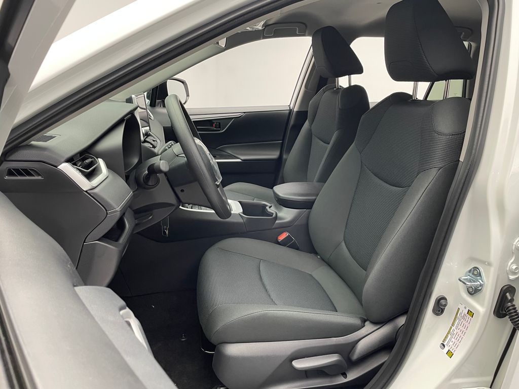 Thumbnail: 2025 Toyota RAV4 - 13