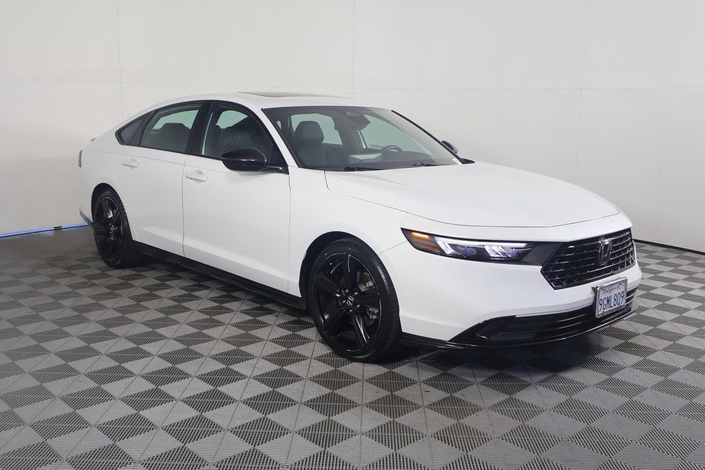 Thumbnail: 2023 Honda Accord - 3