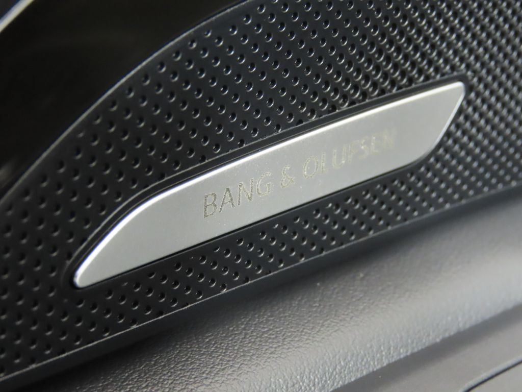 Thumbnail: 2025 Audi Q5 - 26